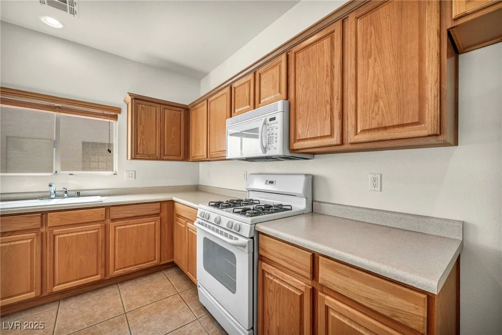 1604 Lazy Hill Ranch, North Las Vegas, NV 89081