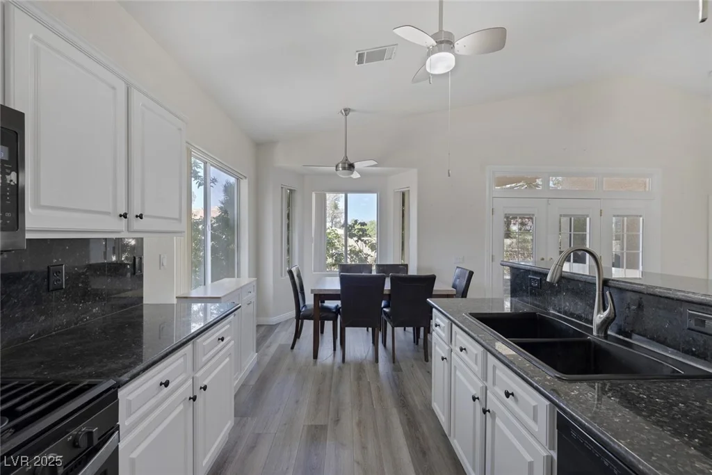 2528 Huber Heights, Las Vegas, NV 89128