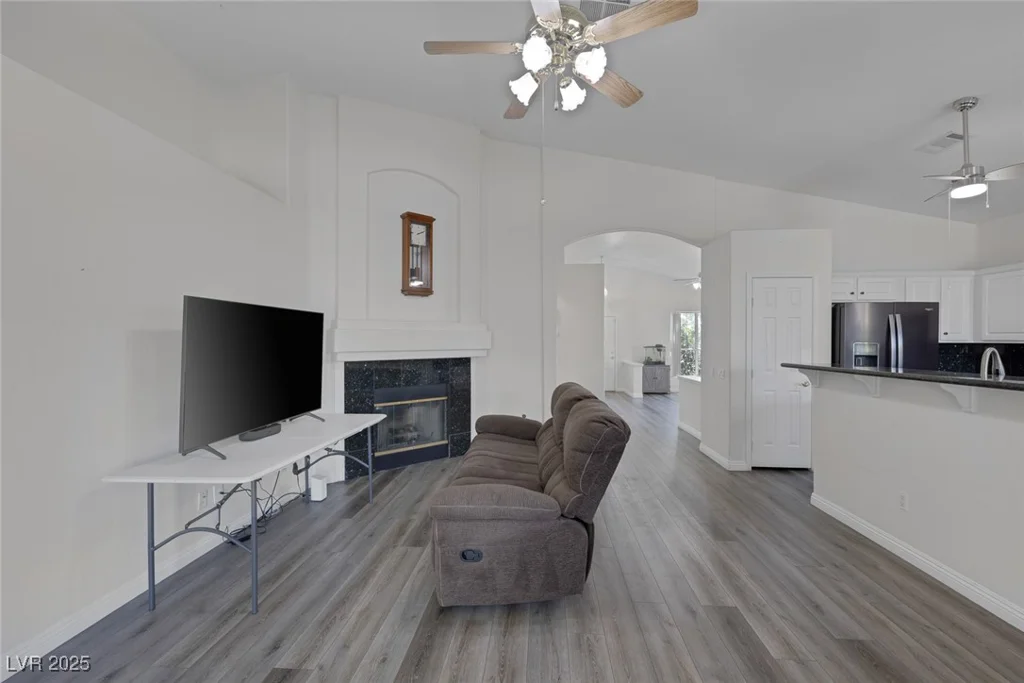 2528 Huber Heights, Las Vegas, NV 89128