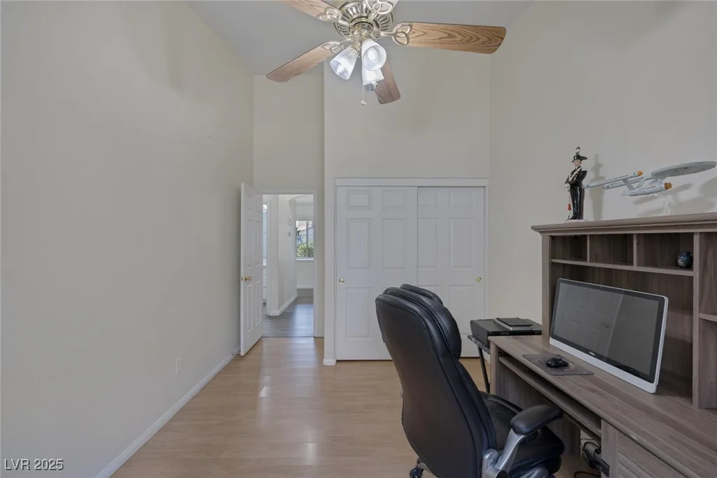 2528 Huber Heights, Las Vegas, NV 89128