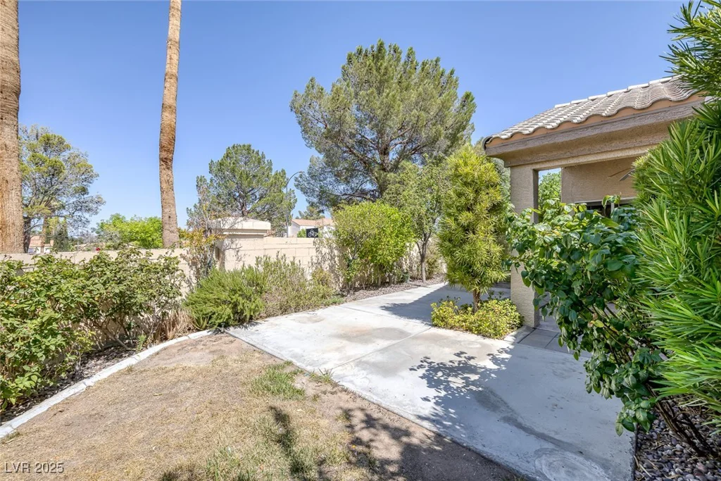 2528 Huber Heights, Las Vegas, NV 89128