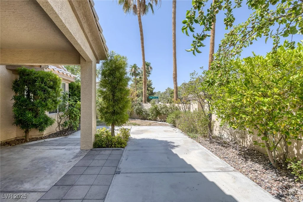 2528 Huber Heights, Las Vegas, NV 89128