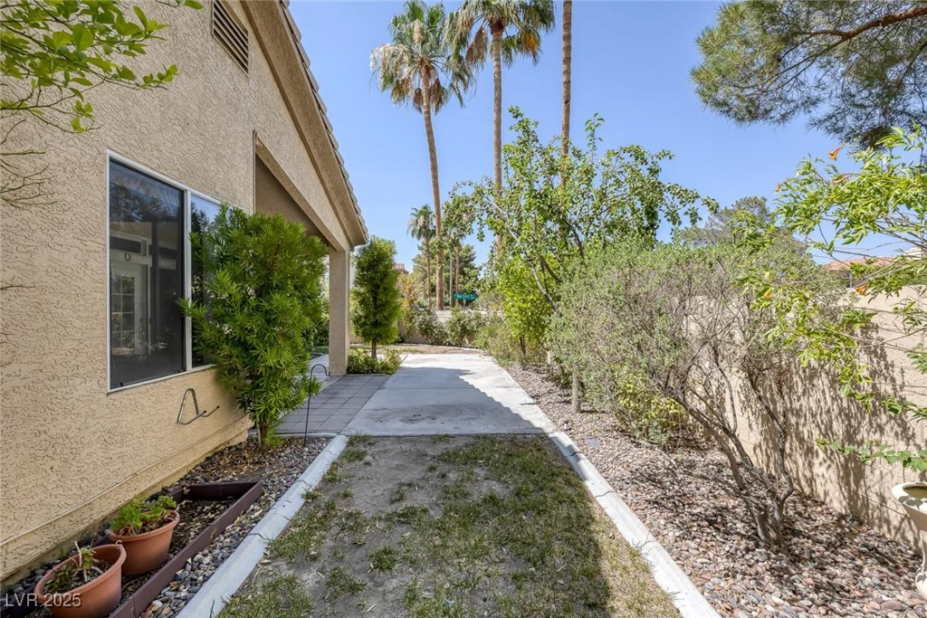 2528 Huber Heights, Las Vegas, NV 89128