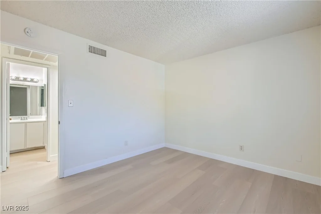 4683 Monterey, Las Vegas, NV 89169