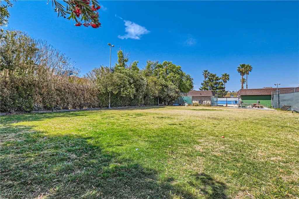 4683 Monterey, Las Vegas, NV 89169