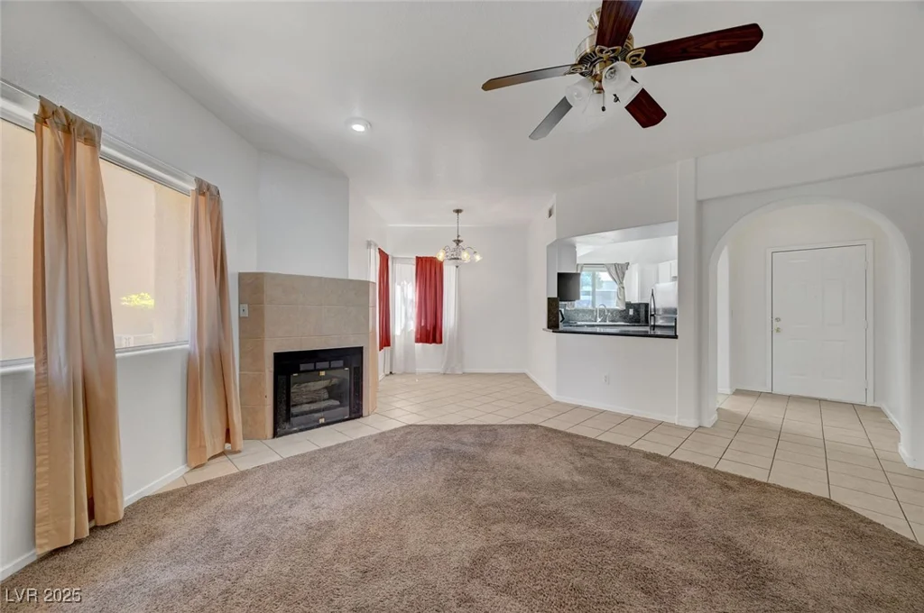 900 Heavenly Hills, Las Vegas, NV 89145