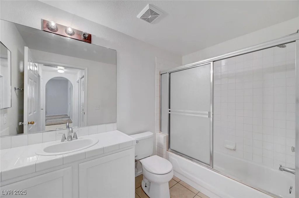 900 Heavenly Hills, Las Vegas, NV 89145