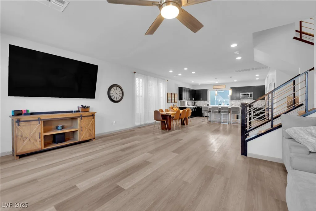 8072 Haywood Estate, Las Vegas, NV 89113