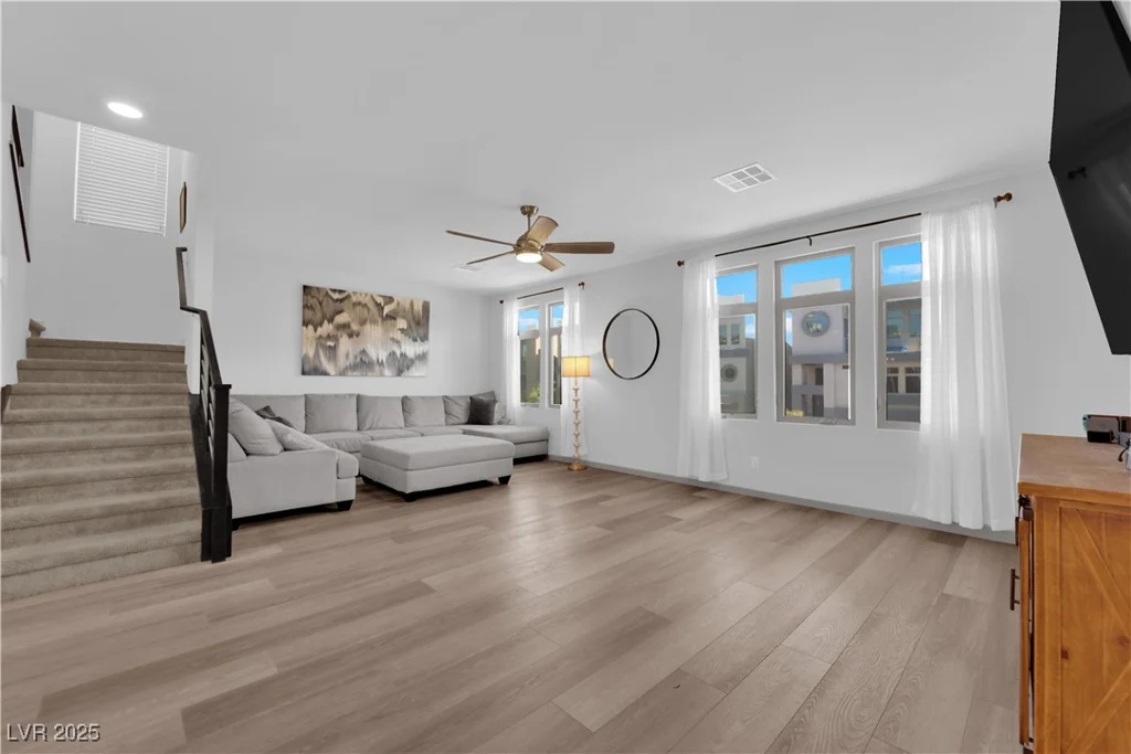8072 Haywood Estate, Las Vegas, NV 89113