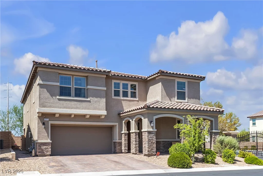 6370 Ava Ridge, Las Vegas, NV 89141