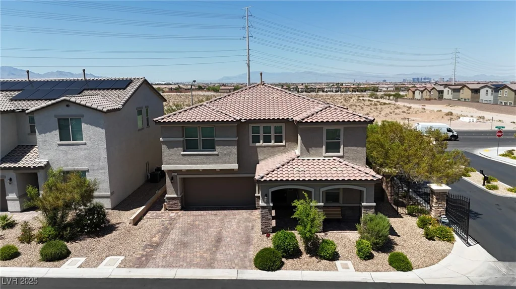 6370 Ava Ridge, Las Vegas, NV 89141