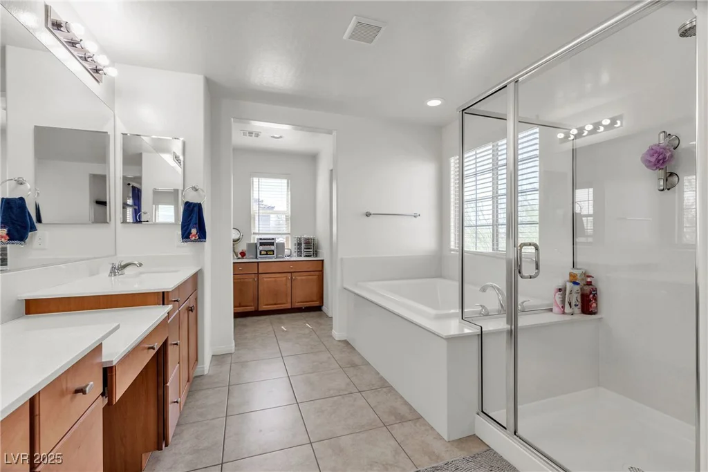 6370 Ava Ridge, Las Vegas, NV 89141