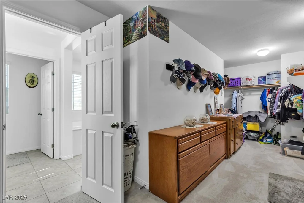 6370 Ava Ridge, Las Vegas, NV 89141