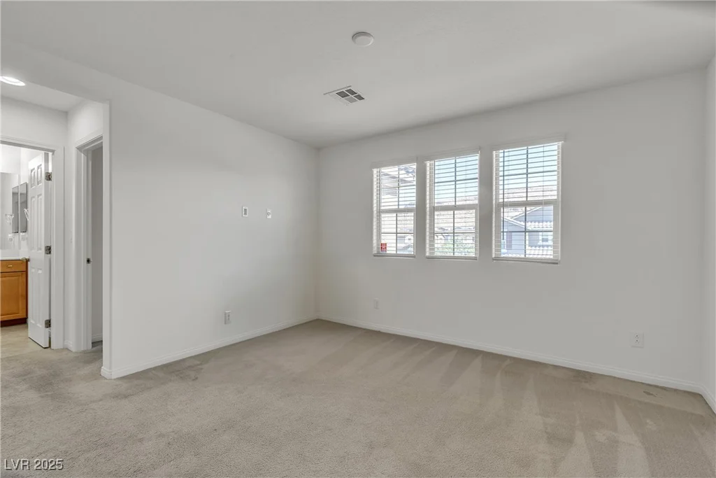 6370 Ava Ridge, Las Vegas, NV 89141
