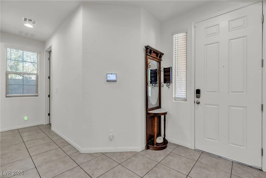 6370 Ava Ridge, Las Vegas, NV 89141