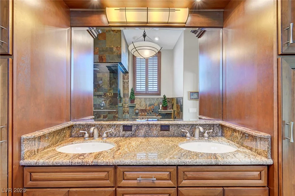 5224 Painted Lakes, Las Vegas, NV 89149