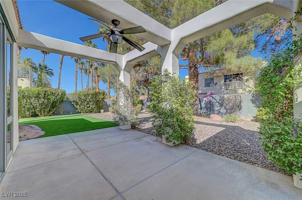 5224 Painted Lakes, Las Vegas, NV 89149