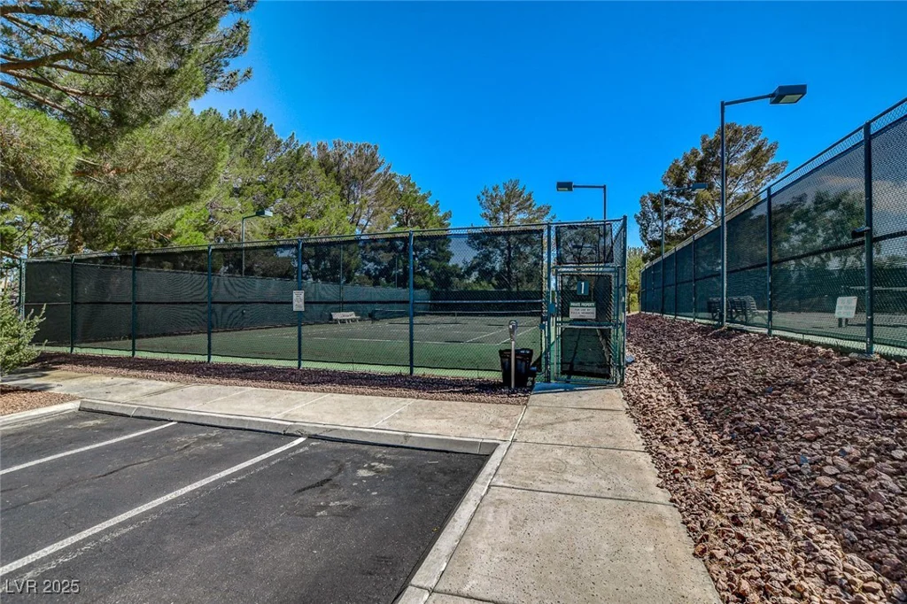 5224 Painted Lakes, Las Vegas, NV 89149