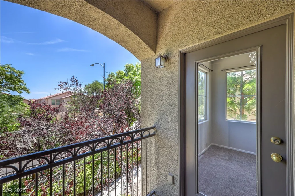 9050 Warm Springs, Las Vegas, NV 89148