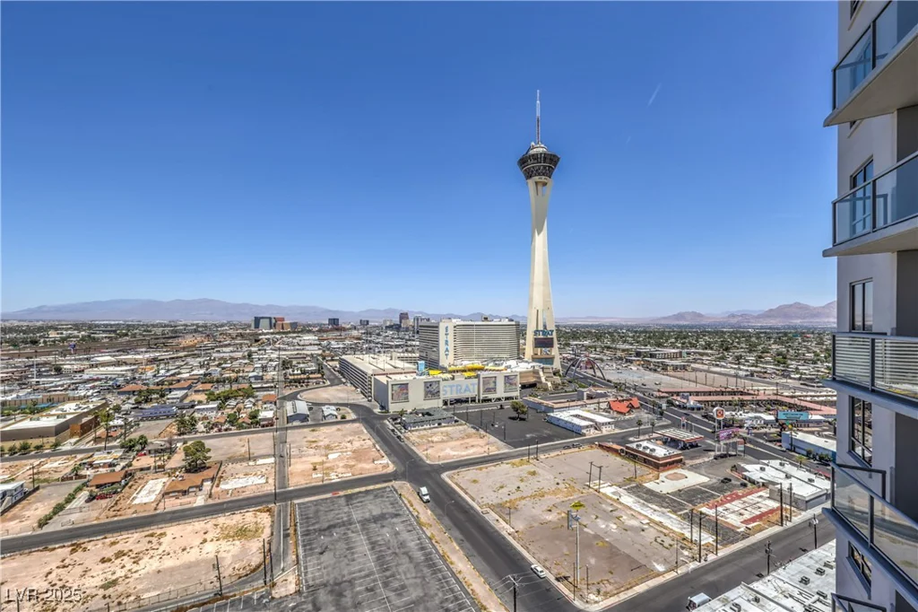 200 Sahara, Las Vegas, NV 89102