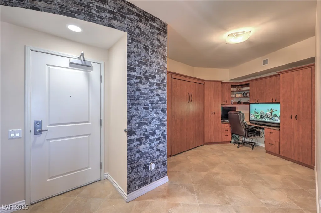 200 Sahara, Las Vegas, NV 89102