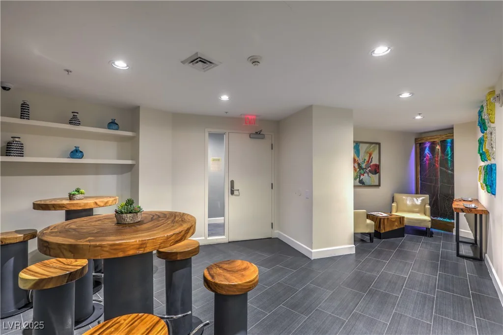 200 Sahara, Las Vegas, NV 89102