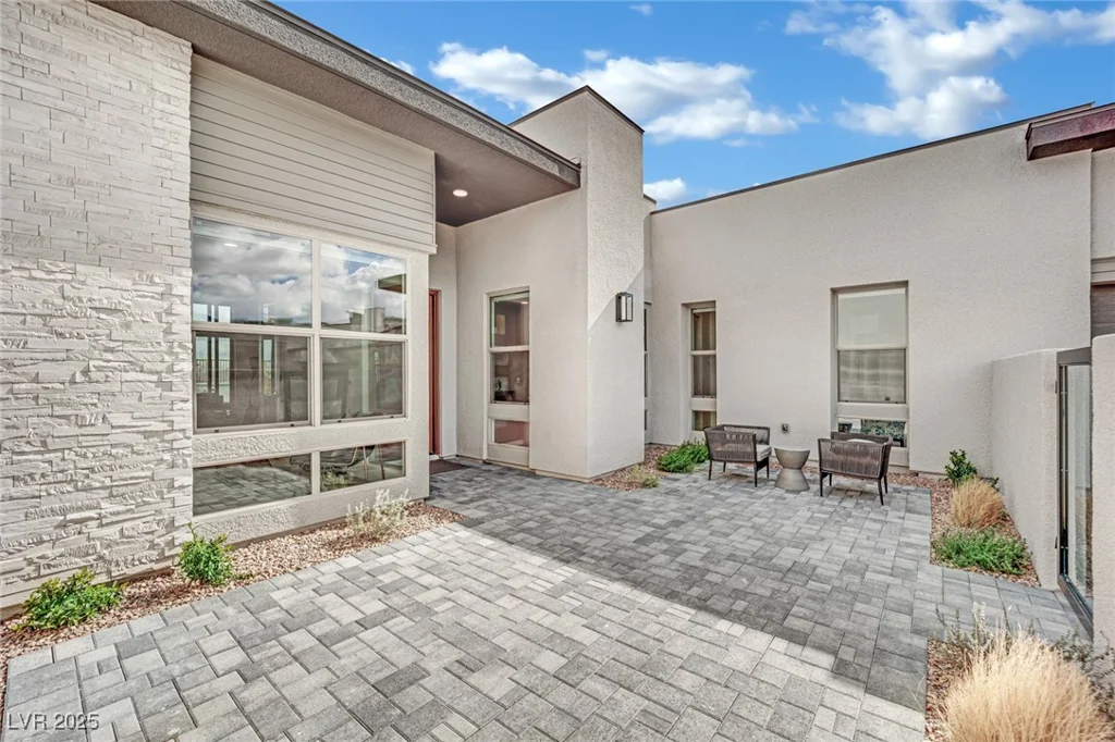 818 Calluna, Las Vegas, NV 89138