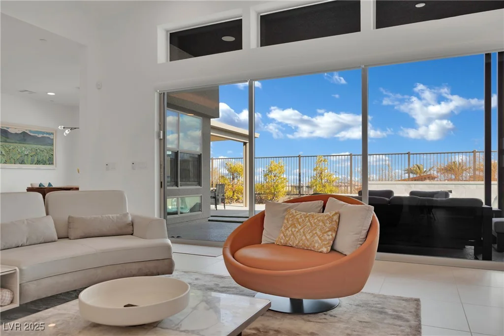 818 Calluna, Las Vegas, NV 89138