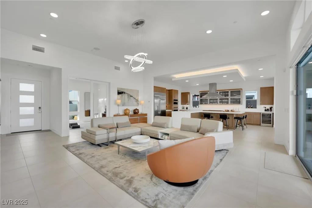 818 Calluna, Las Vegas, NV 89138