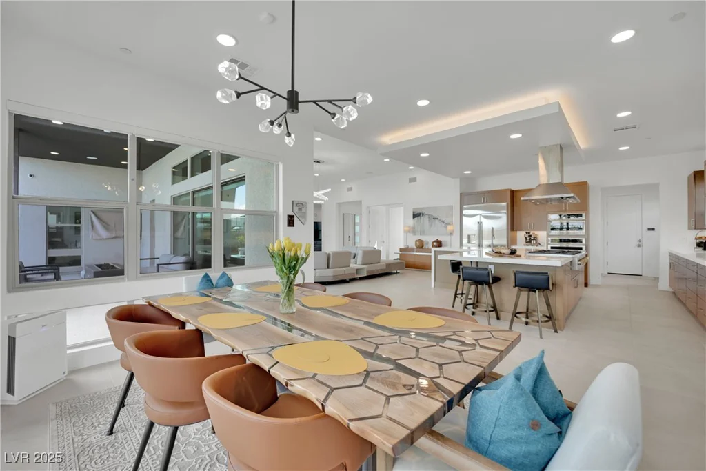818 Calluna, Las Vegas, NV 89138