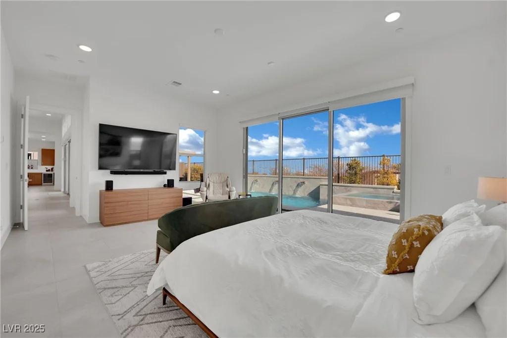 818 Calluna, Las Vegas, NV 89138