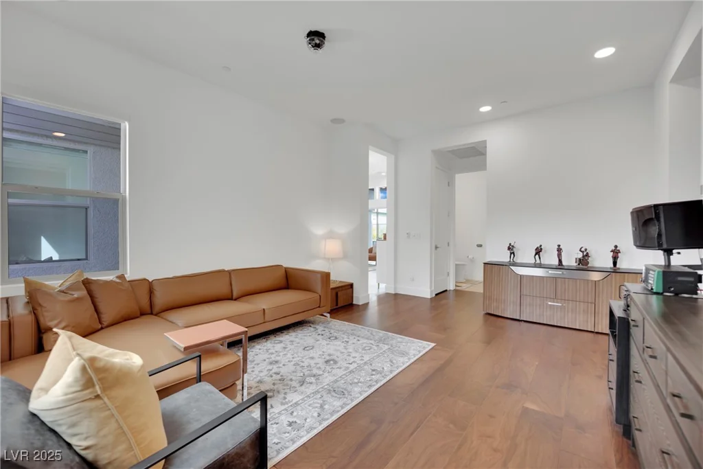 818 Calluna, Las Vegas, NV 89138