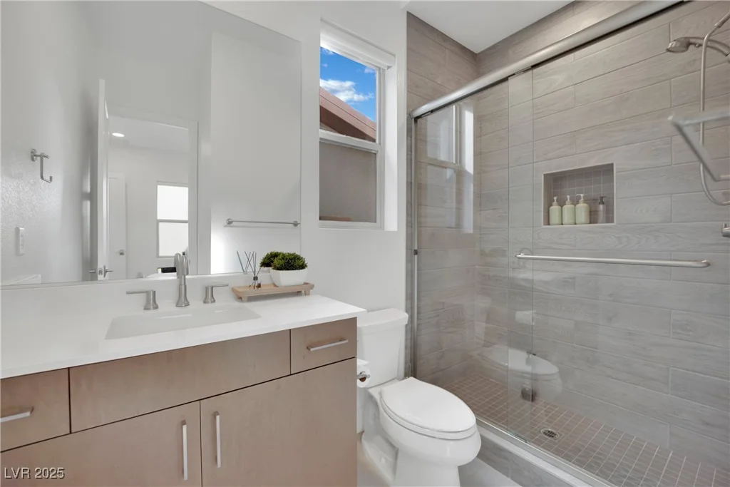 818 Calluna, Las Vegas, NV 89138