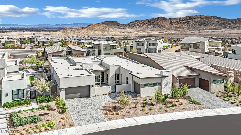818 Calluna, Las Vegas, NV 89138
