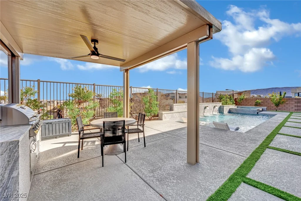818 Calluna, Las Vegas, NV 89138