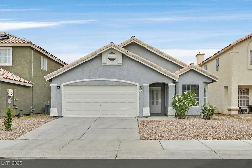 5820 Royal Castle, Las Vegas, NV 89130