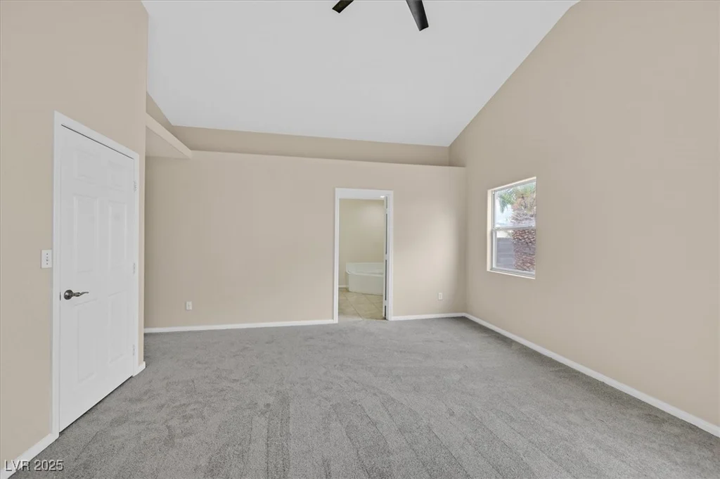 5820 Royal Castle, Las Vegas, NV 89130