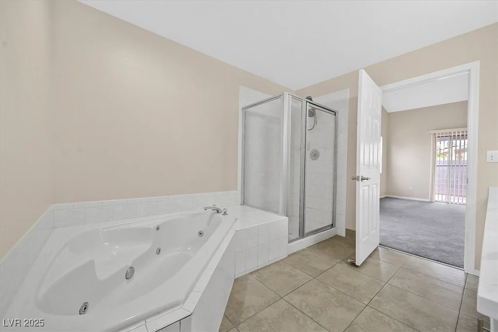 5820 Royal Castle, Las Vegas, NV 89130