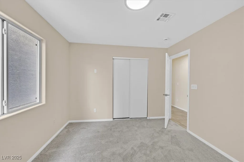 5820 Royal Castle, Las Vegas, NV 89130