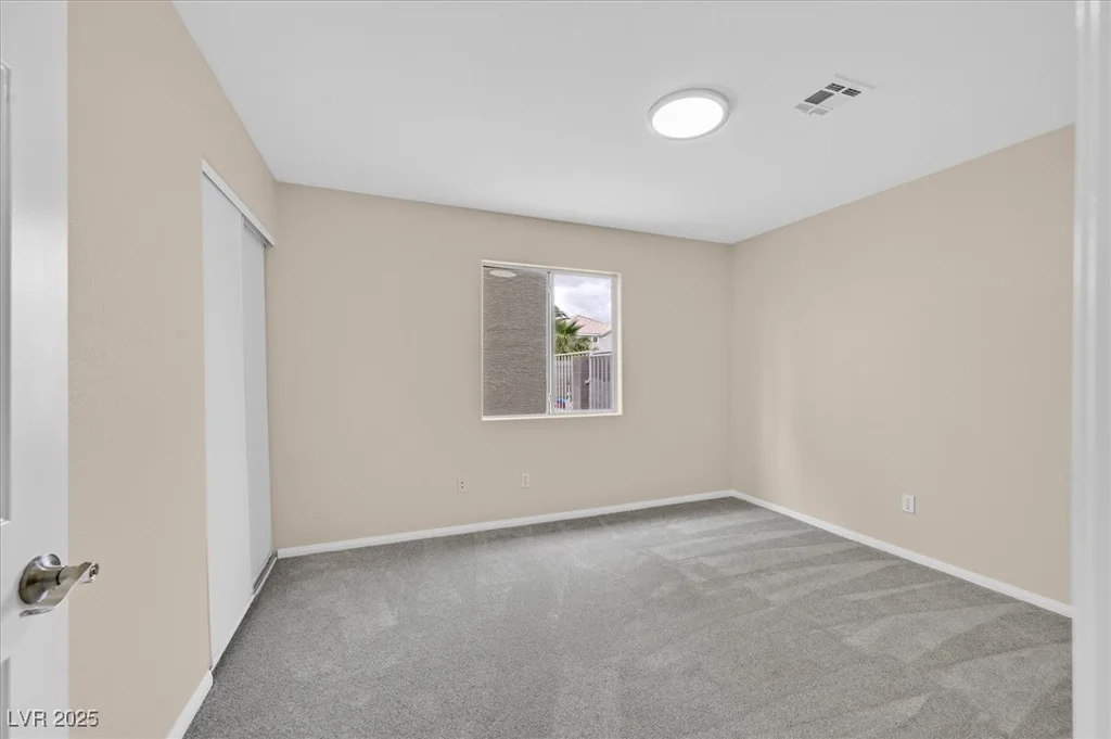 5820 Royal Castle, Las Vegas, NV 89130