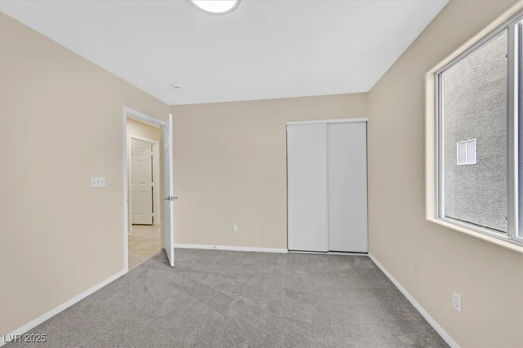 5820 Royal Castle, Las Vegas, NV 89130
