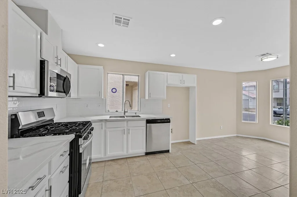 5820 Royal Castle, Las Vegas, NV 89130