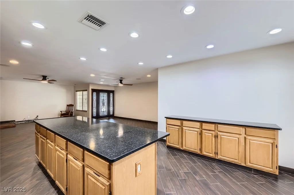 3557 Wayne, Las Vegas, NV 89121