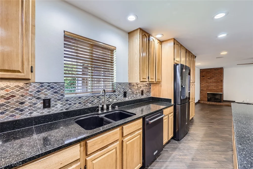 3557 Wayne, Las Vegas, NV 89121