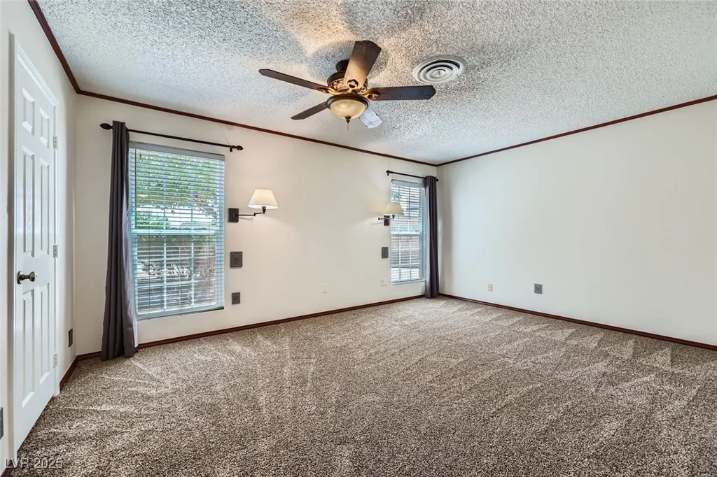 3557 Wayne, Las Vegas, NV 89121