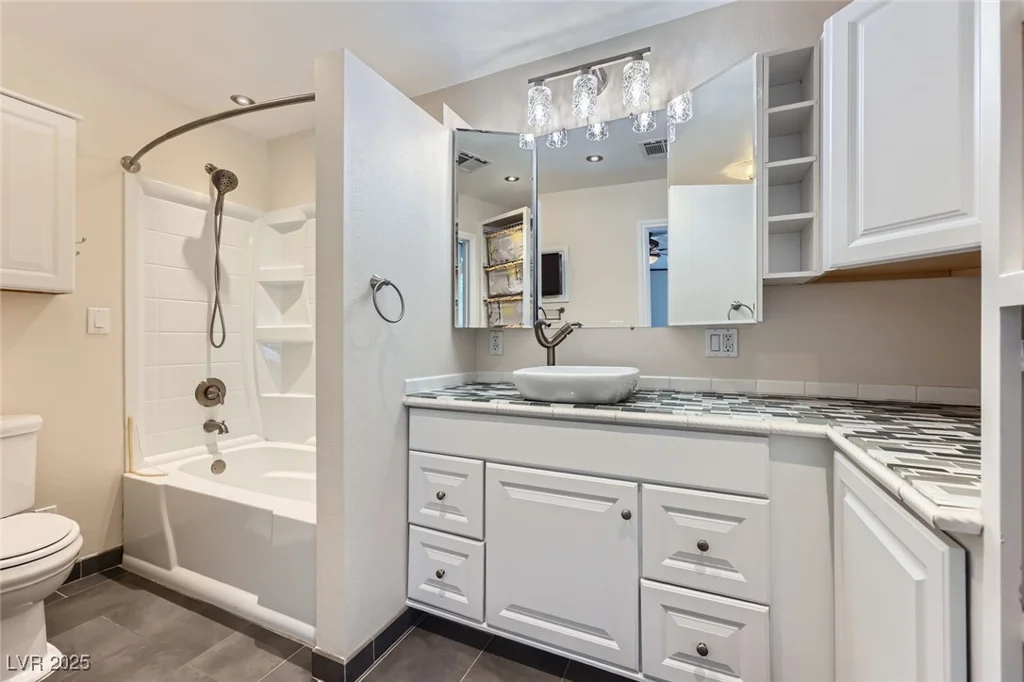 3557 Wayne, Las Vegas, NV 89121
