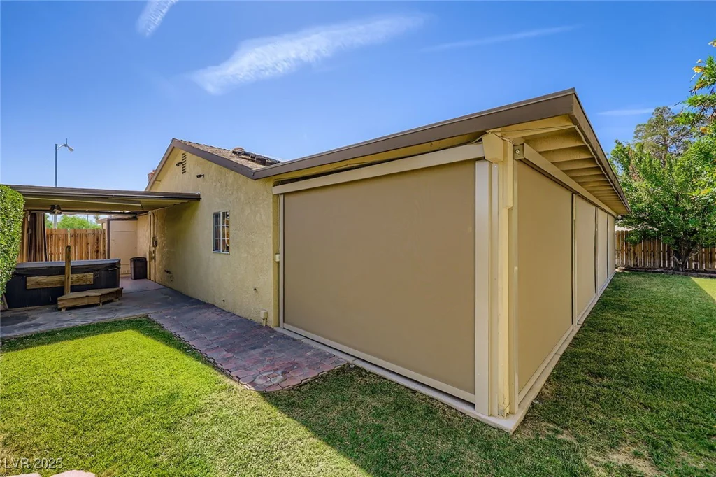 3557 Wayne, Las Vegas, NV 89121