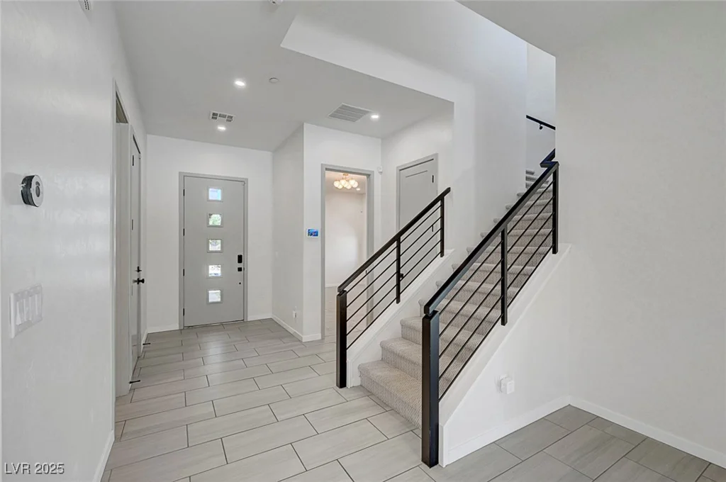 734 Glowing Horizon, Henderson, NV 89052