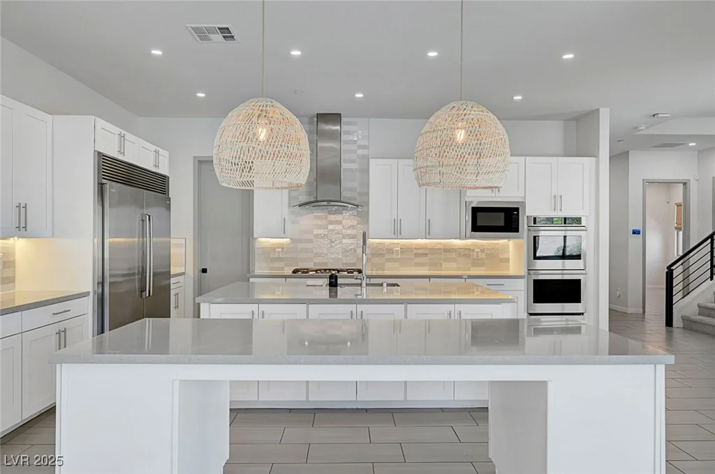 734 Glowing Horizon, Henderson, NV 89052