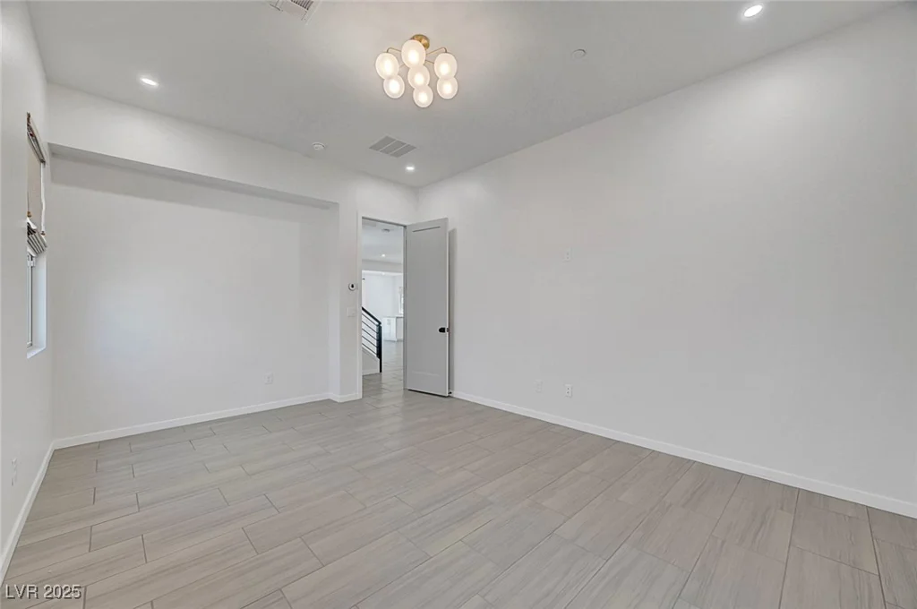 734 Glowing Horizon, Henderson, NV 89052